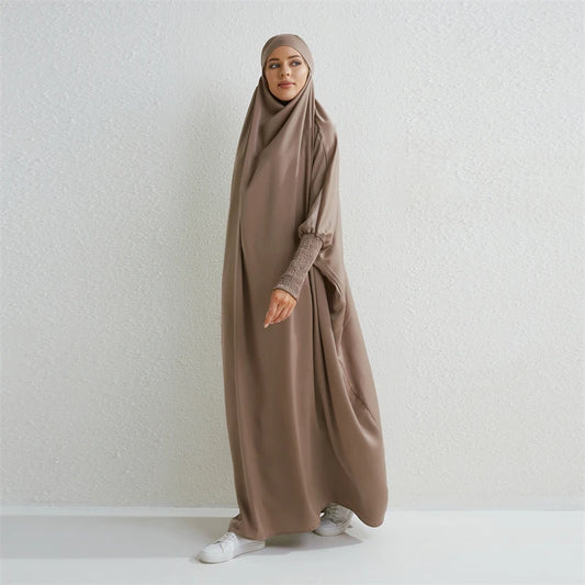 Abaya Noire à Capuche Manches Smockées - Jilbab Robe de Prière